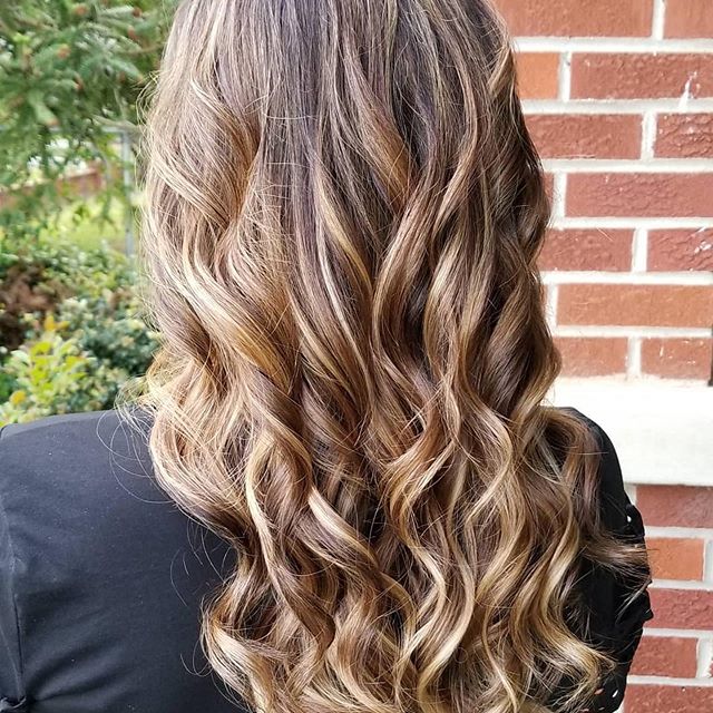 Clip-in 100% Human Hair Extensions: 16" - 18"